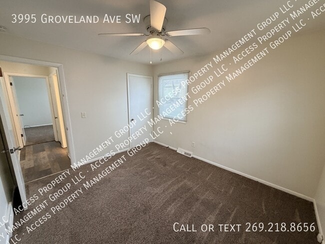 Building Photo - 3995 Groveland Ave SW