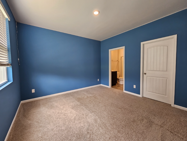 Building Photo - 2244 Carefree Ln