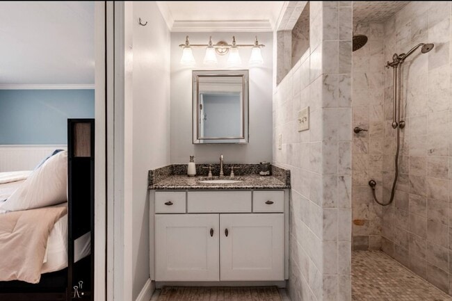 Building Photo - 45 Indian Hill Ave