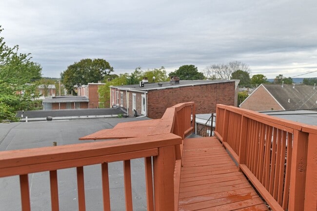 Building Photo - 1642 N 3rd St