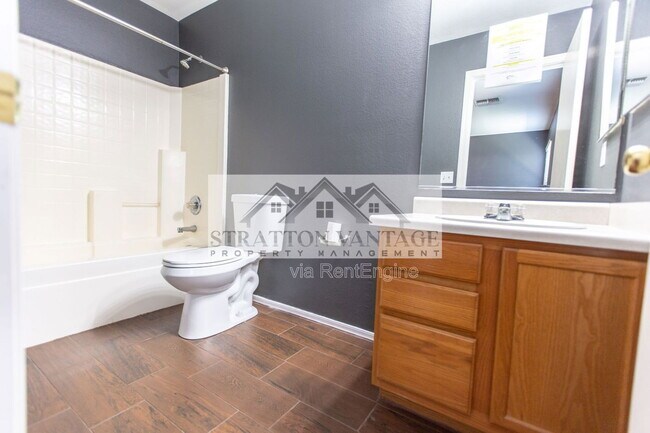 Building Photo - 9630 W Kingman St