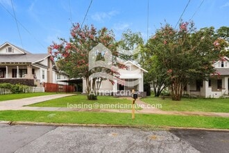 Building Photo - 2008 9th Ave