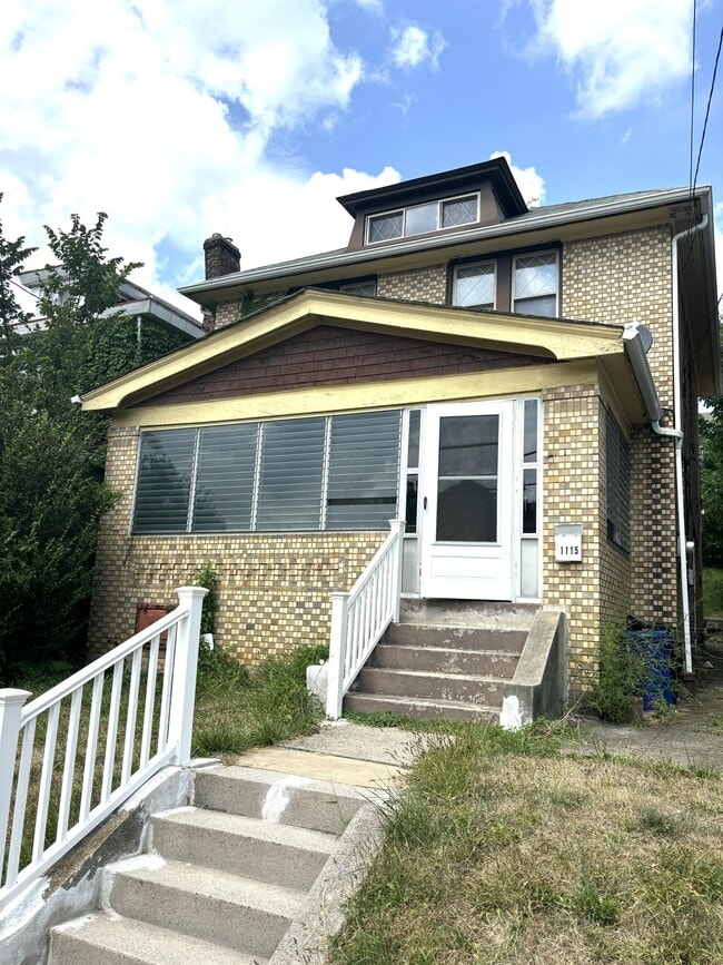 Building Photo - 1115 Woodbourne Ave