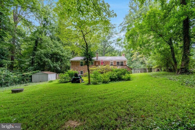Building Photo - 5315 Summit Dr