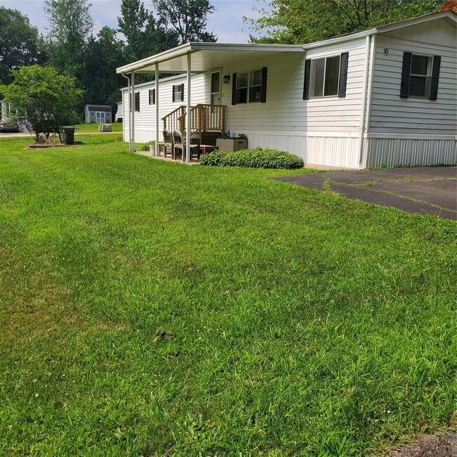 Primary Photo - 93 Riley Rd