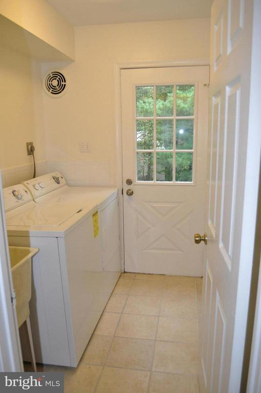 Building Photo - 2109 Falling Creek Rd