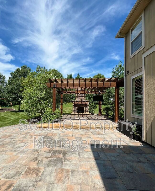 Building Photo - 9011 W 158th Terrace