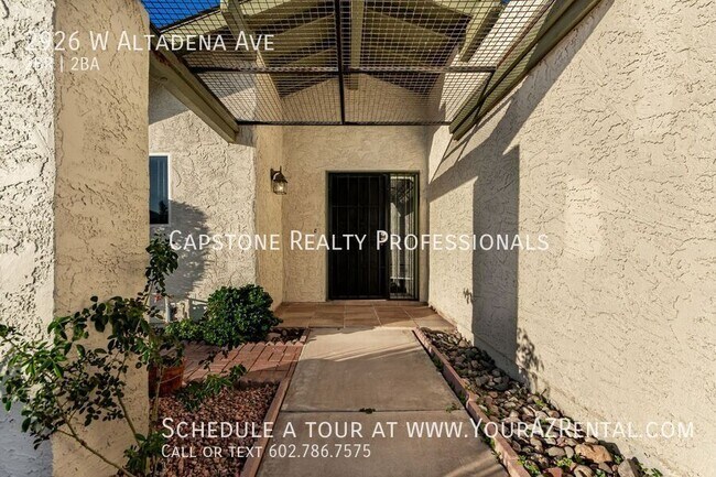 Building Photo - 2926 W Altadena Ave