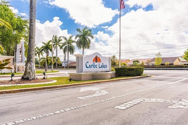 Building Photo - 15369 SW 36th Ter