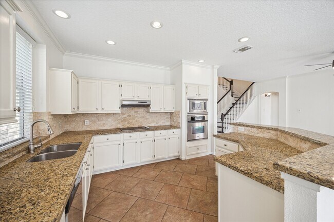 Building Photo - 12831 Dove Point Ln