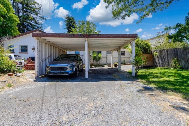 Primary Photo - 20 Eucalyptus Rd