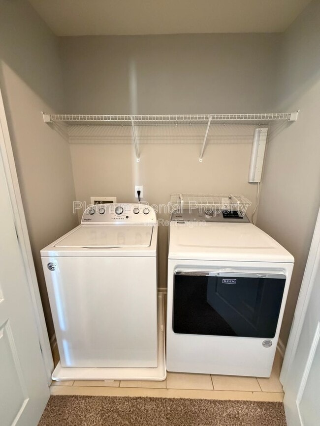 Building Photo - 5555 Falls Landing Dr