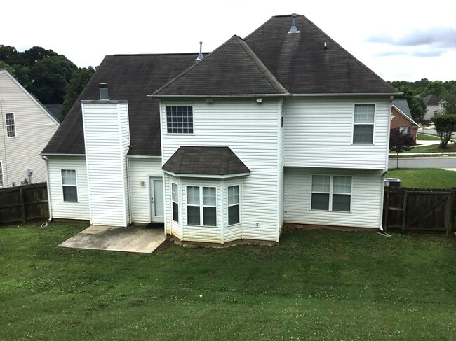 Building Photo - 5622 Falls Ridge Ln