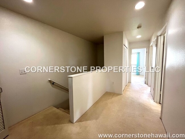 Building Photo - 92-1123-1123 Panana St