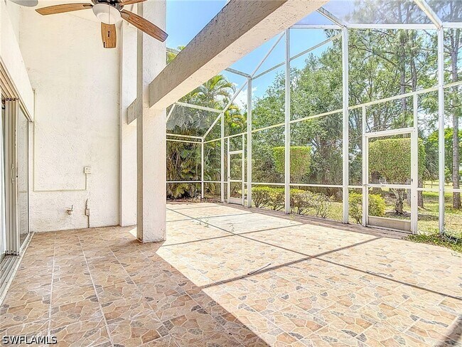 Building Photo - 351 Pindo Palm Dr