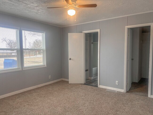 Building Photo - Charming home in Ropesville ISD
