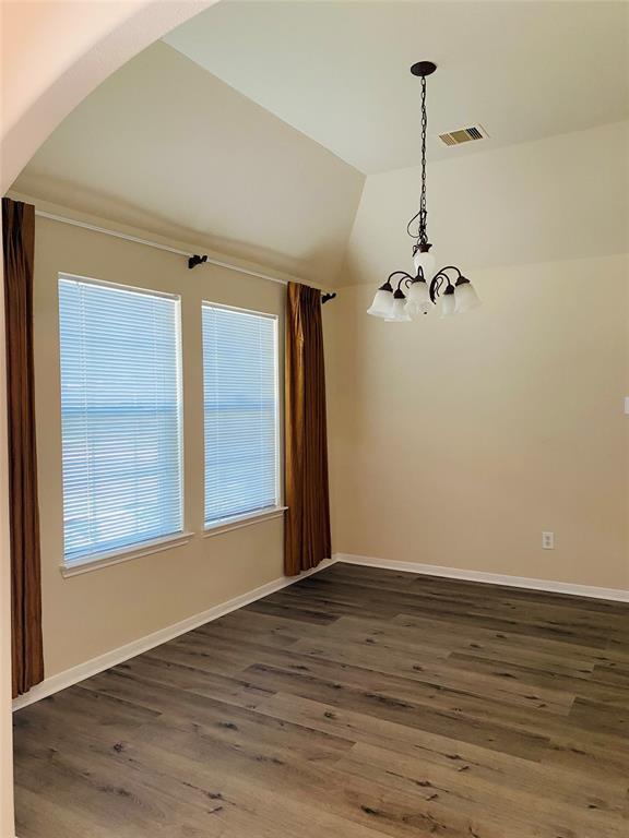 Building Photo - 24710 Cobble Canyon Ln
