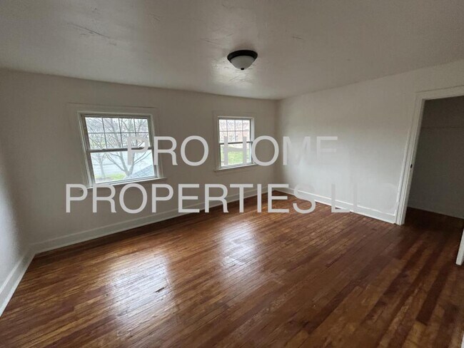 Building Photo - 28 Willowwood Dr