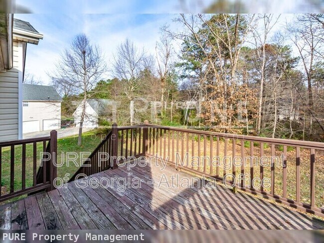 Building Photo - 177 Majesty Dr