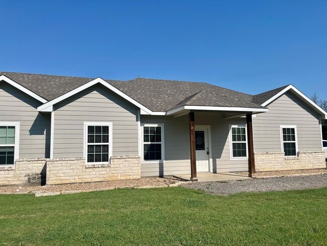 Building Photo - 2332 CR 314