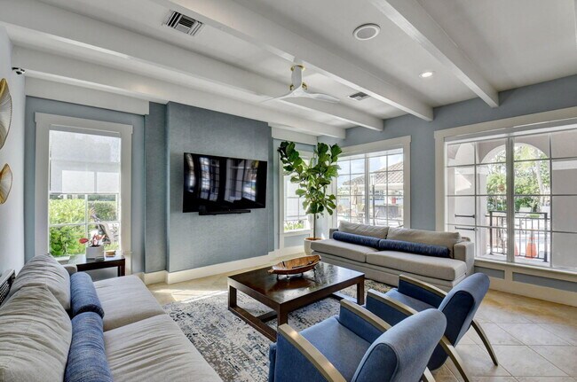 Building Photo - 3606 S Ocean Blvd