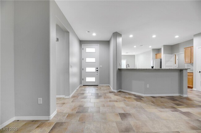 Building Photo - 2130 Fort Halifax St