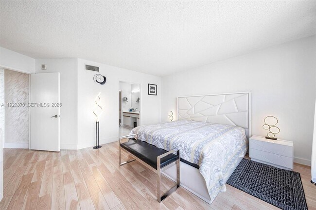 Building Photo - 3400 NE 192 St