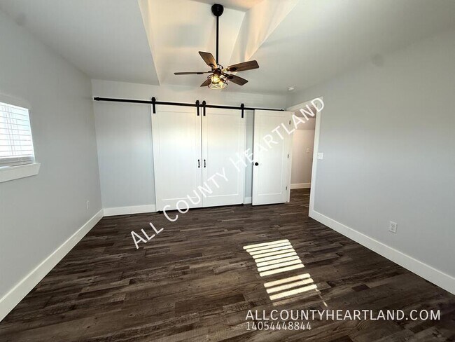 Building Photo - 2462 CR 1240