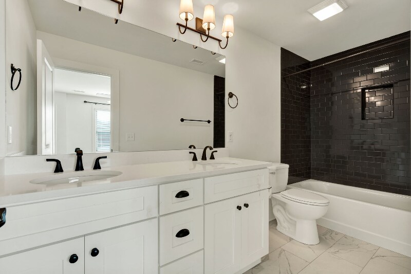 Building Photo - 385 Hungry Hollow Rd SE