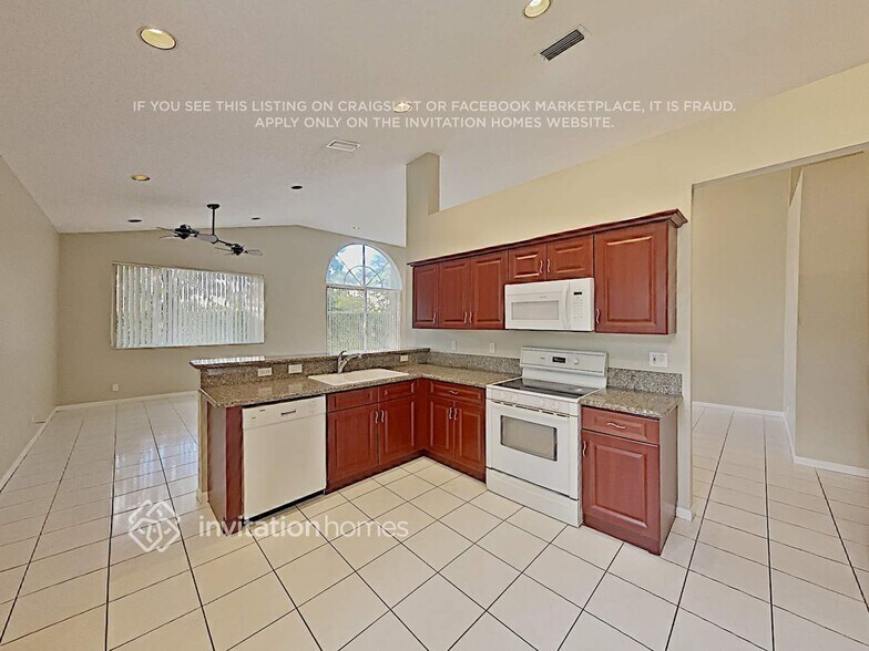Building Photo - 5534 Lake Tern Pl