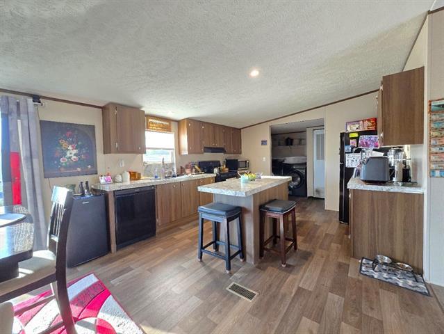 Building Photo - 115 Private Rd 172