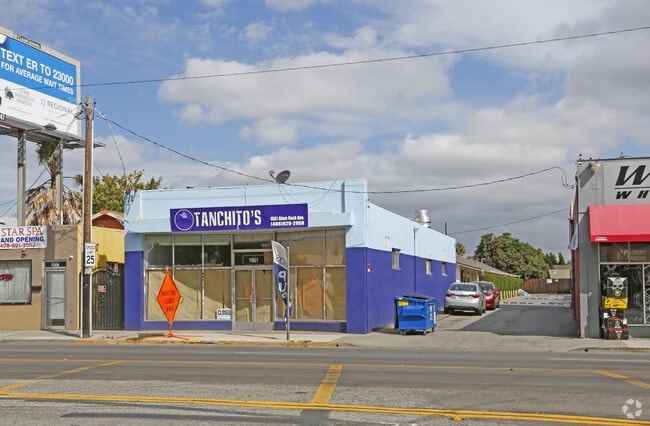 Primary Photo - 1661 Alum Rock Ave