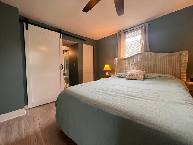 Building Photo - 26 Poplar St