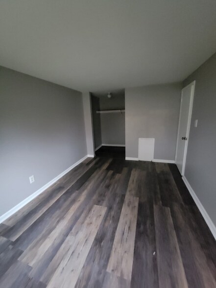 Building Photo - 13444 Euclid Ave