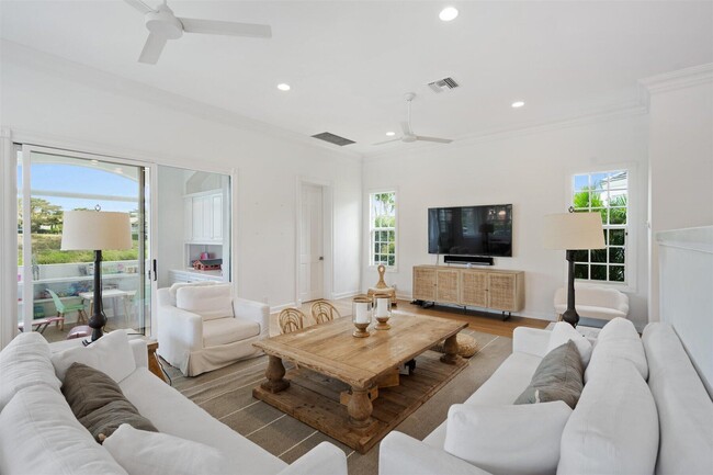 Building Photo - 2377 Golf Brook Dr