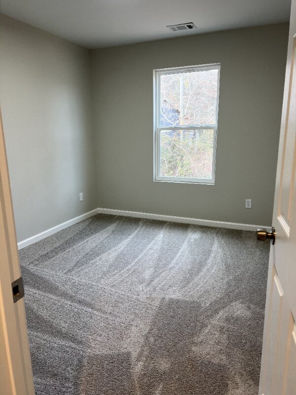 Building Photo - 20 Breanna Way