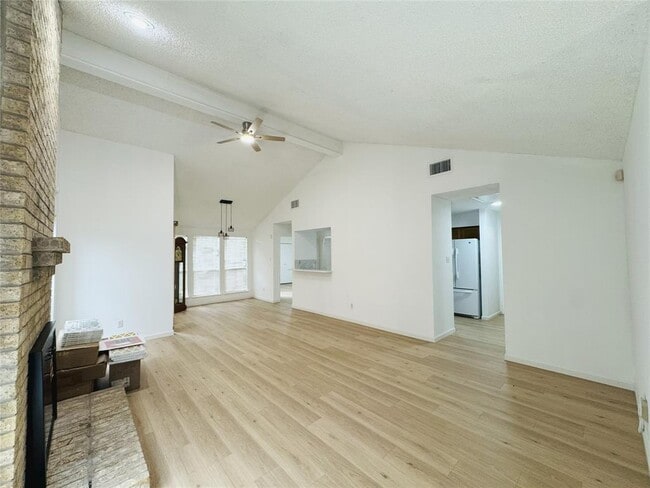 Building Photo - 2906 Shadow Trail Dr