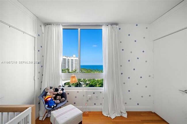 Building Photo - 789 Crandon Blvd