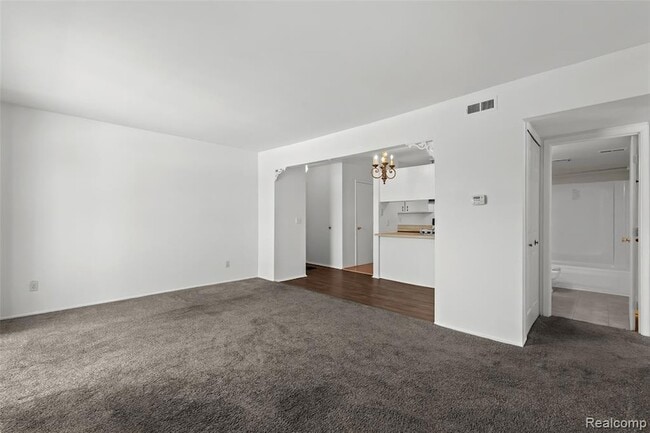 Building Photo - 8709 Candlewood Trail