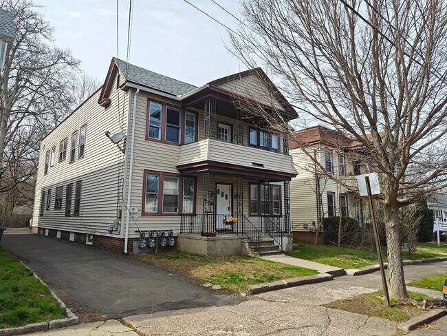 Primary Photo - 102 Anthony St