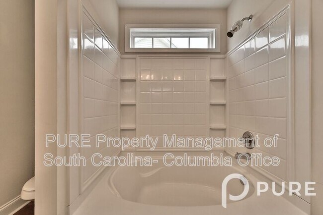 Building Photo - 316 Saluda Springs Rd