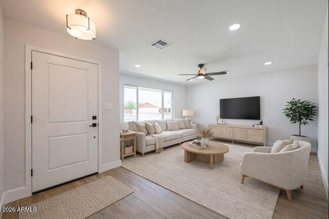 Building Photo - 11202 N 43rd Dr