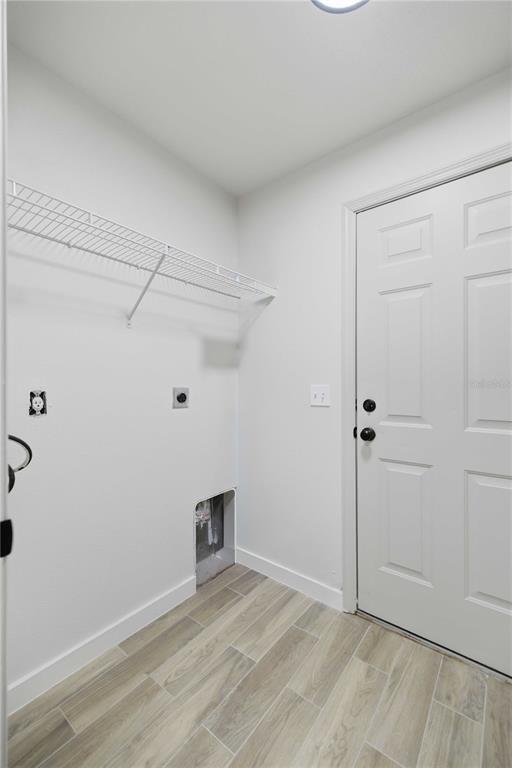 Building Photo - 712 NE 26th St