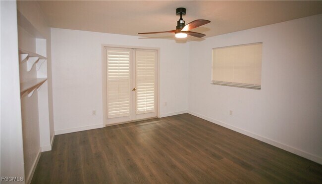 Building Photo - 1525 Covington Cir E