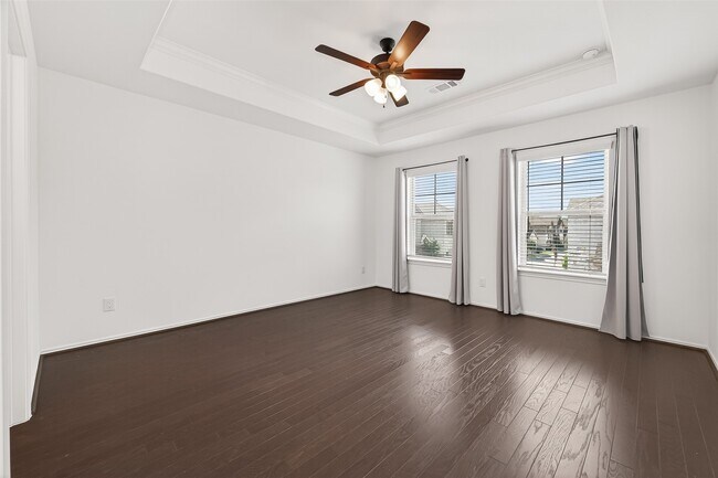 Building Photo - 5122 Emma Forest St