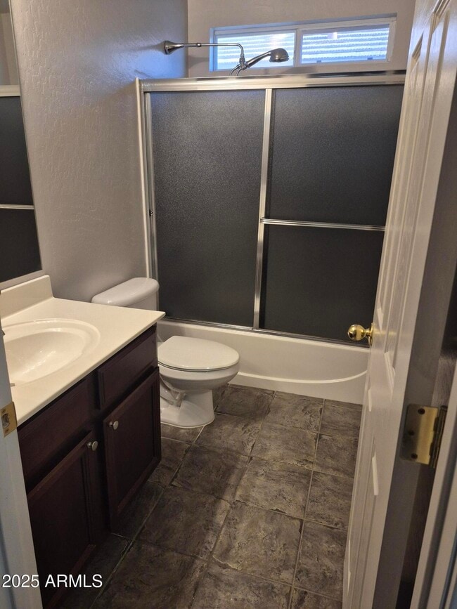 Building Photo - 3020 W Cavalry Dr