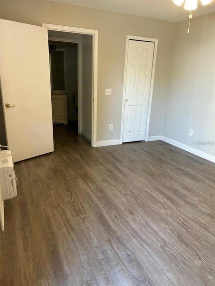 Building Photo - 319 Orchid Dr