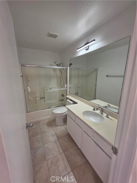 Building Photo - 2211 Carob Way