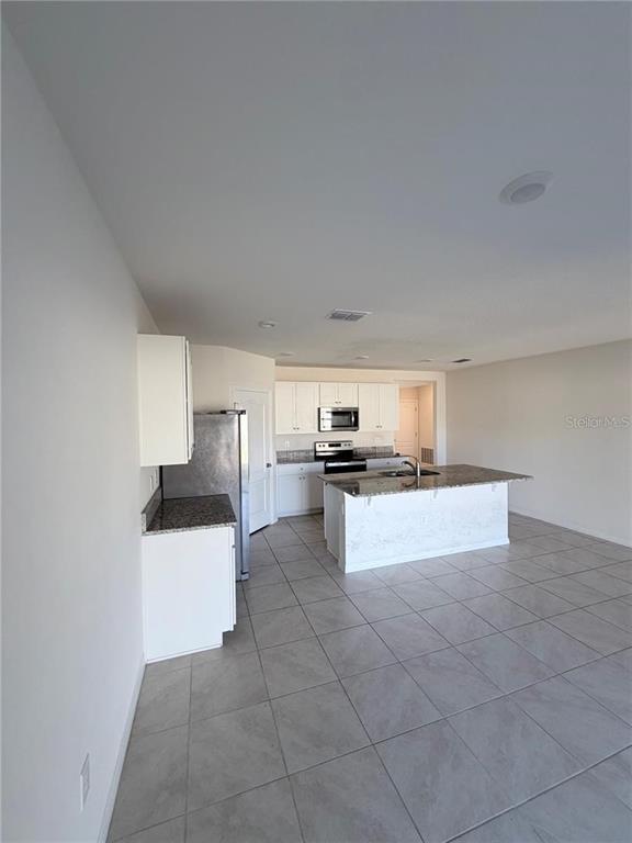 Building Photo - 5653 Winona Dr