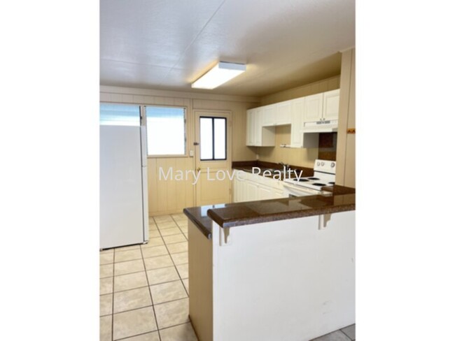 Primary Photo - 2 Bed 1 Bath Apartment at Banyan Surf